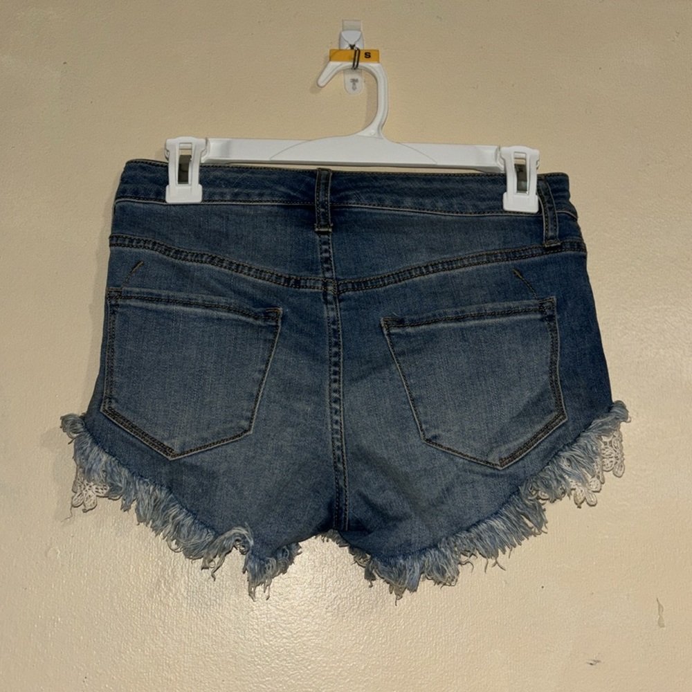 Mossimo High Rise Short - Picture 2 of 3